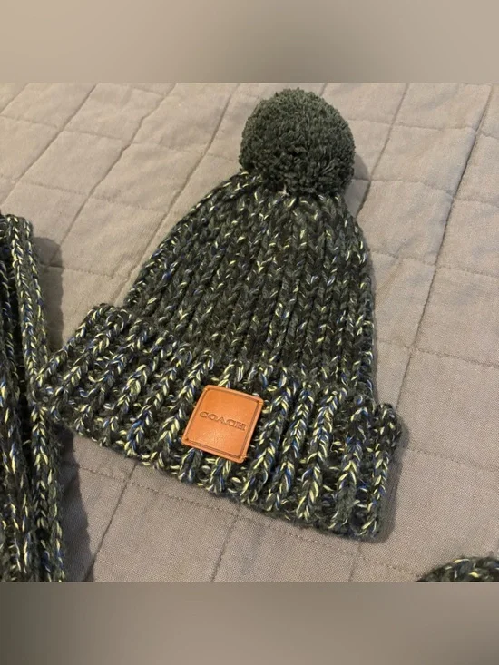 Coach Gray Scarf, Hat & Mittens Set - Picture 5 of 5